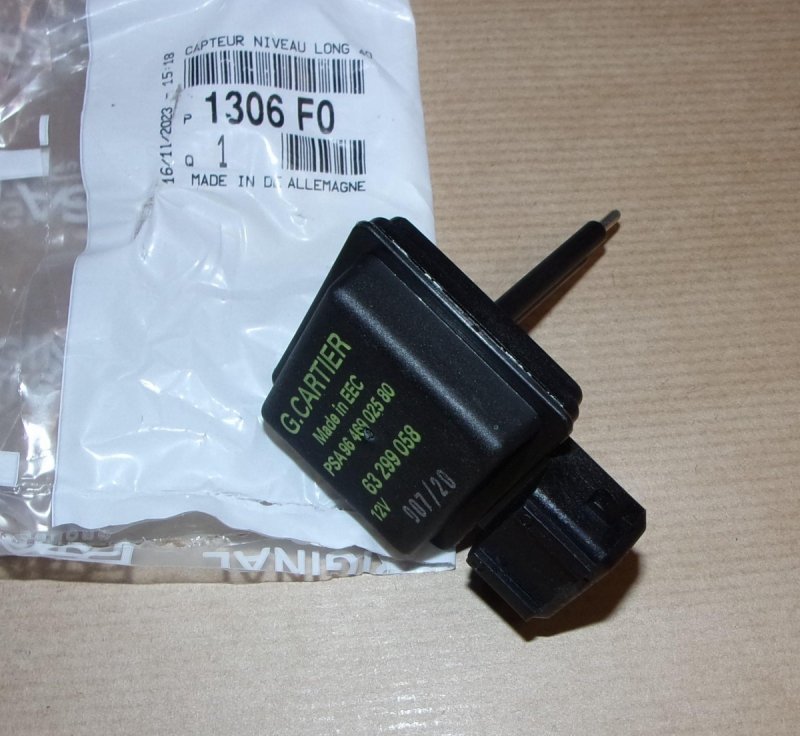 Capteur de niveau d'eau Citroën Berlingo Peugeot 206, 1306.F0, 1306F0