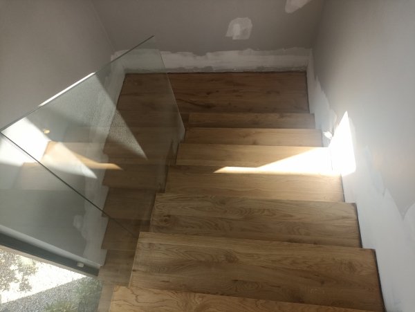 Trep dębowy lity drewniany kl.natur 40x320x1000mm