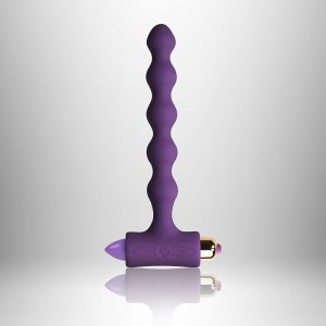 Rocks-Off korek analny z wibracjami - Petite Sensations Pearls (fioletowy)