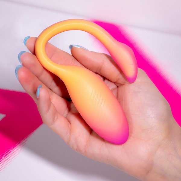 Magic Motion Flamingo Max - wibrujące jajko z aplikacją (pomarańczowy)