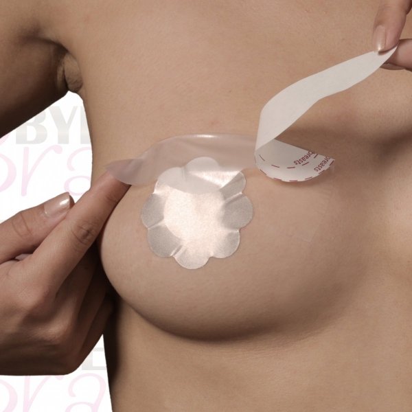 Bye Bra Breast Lift &amp; Silk Nipple Covers D-F 3 Pairs - taśmy podnoszące piersi z silikonowymi osłonkami na sutki (3 pary)