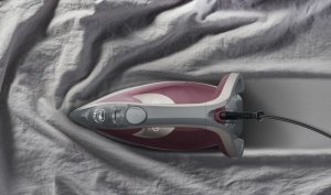 Tefal Żelazko parowe Smart Protect Plus FV6870