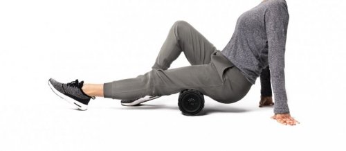 Wibrujący roller do masażu Therabody Theragun 12&quot; Wave Roller