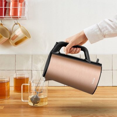TEFAL | Czajnik | KI583C10 | Elektryczny | 2000 W | 1,5 L | Stal nierdzewna | Podstawa obrotowa 360° | Złoto