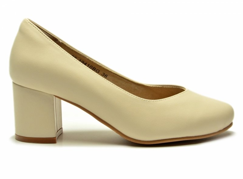 Czółenka 39 CAMBELL 19410 skóra beżowe na obcasie jasny beż skórzane