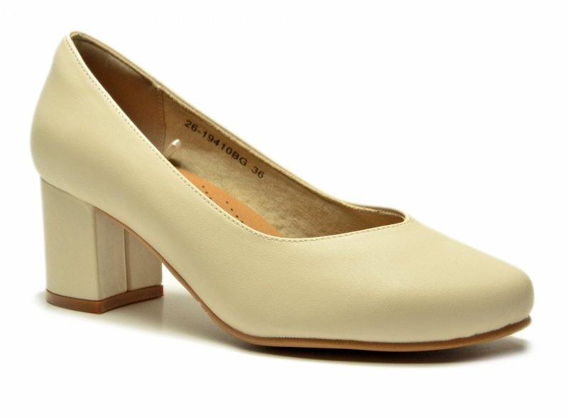 Czółenka 39 CAMBELL 19410 skóra beżowe na obcasie jasny beż skórzane