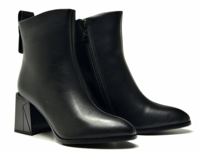 Botki 37 VINCEZA 66812 skóra czarne na obcasie skórzane damskie