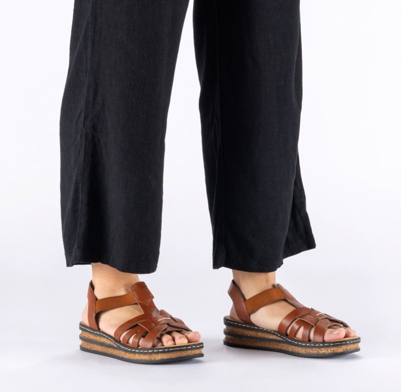 Sandałki brązowe 41 RIEKER 62918 na koturnie platformie brąz