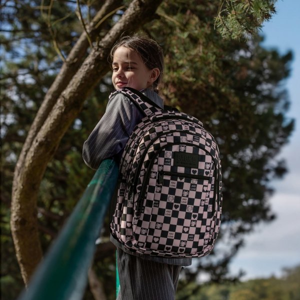 SZACHOWNICA RÓŻOWA PLECAK MŁODZIEŻOWY BACKUP DZIEWCZĘCY SZKOLNY SERCA