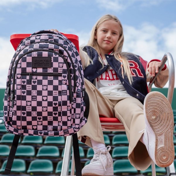 SZACHOWNICA RÓŻOWA PLECAK MŁODZIEŻOWY BACKUP DZIEWCZĘCY SZKOLNY SERCA