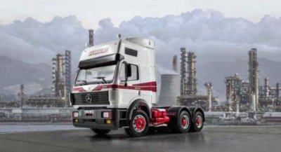 Italeri Mercedes Benz SK Eurocab 6x4