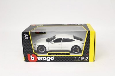 BBU BBU 1:24 Porsche Taycan Turbo S White 21098WT