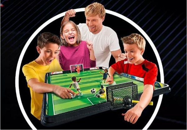 Playmobil Zestaw z figurkami Sports & Action 71120 Stadion piłkarski