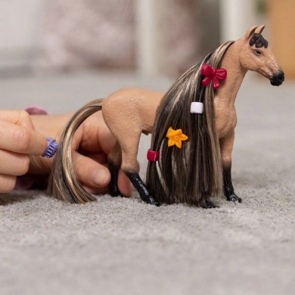 Schleich Figurka Piękny Ogier rasy Achał Tekkiner Sofias Beauties