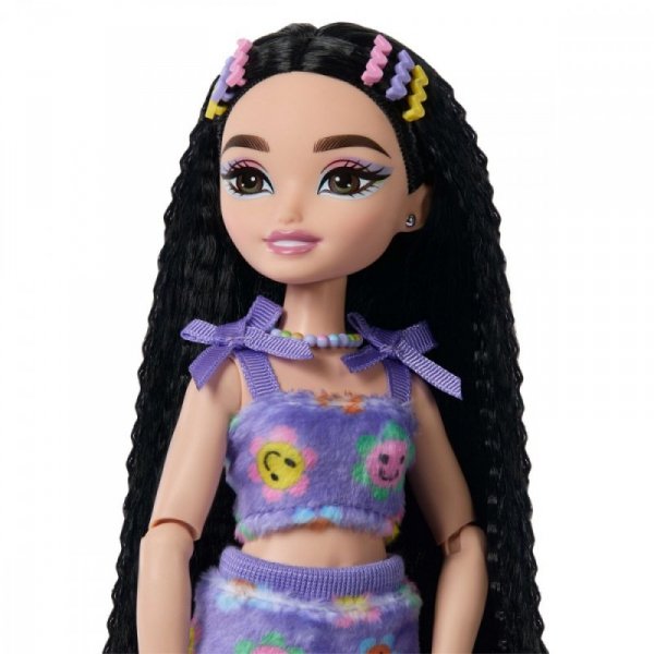 Mattel Lalka Barbie Dream Besties Renee na wrotkach
