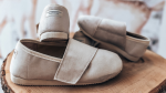 Ostroga piętowa - jakie buty mogą pomóc? Fizjoterapeuta radzi