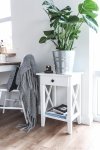 BIAŁY STOLIK NOCNY W STYLU SCANDI LINDA