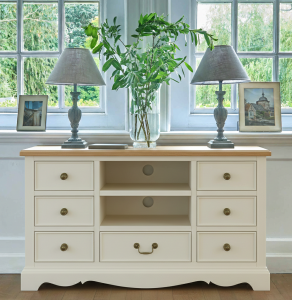 SZAFKA RTV W STYLU PROWANSALSKIM VANIL 7SZ.