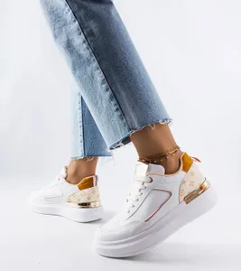 Białe sneakersy z beżowymi wstawkami Margarita