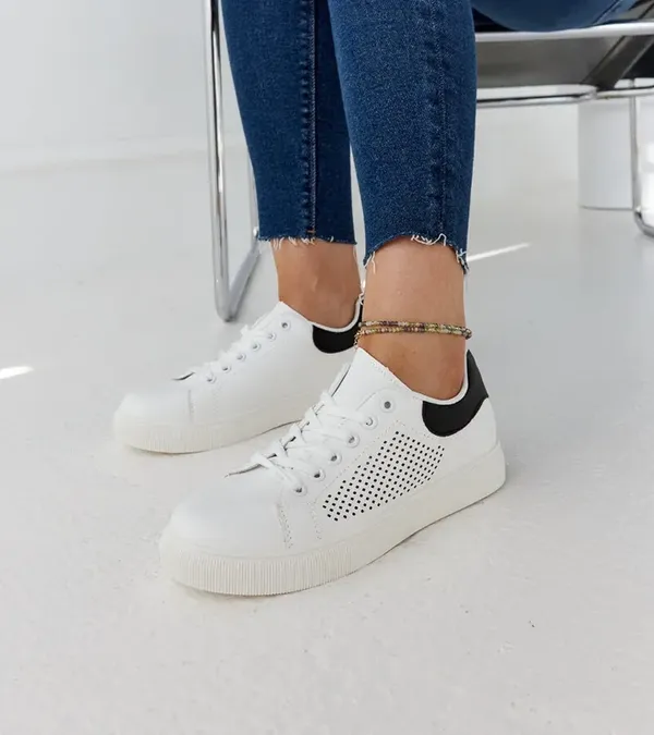 Białe trampki damskie ażurowe sneakersy Semhar