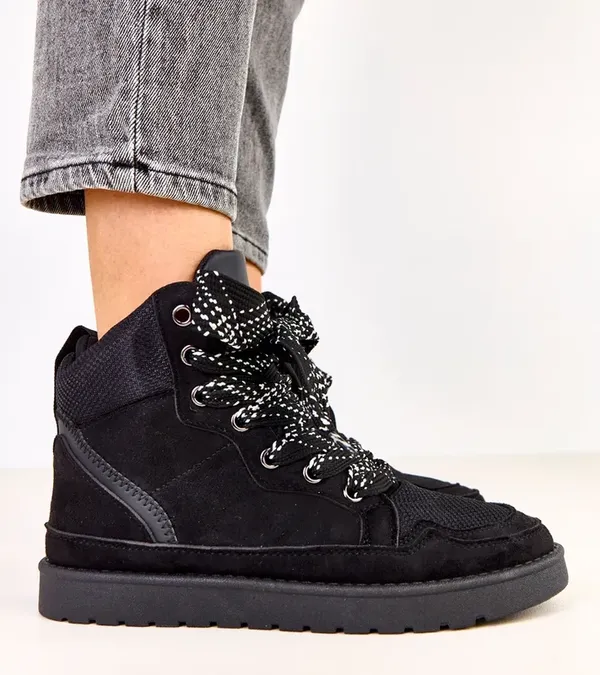 Czarne sneakersy wysokie z grubymi sznurówkami Klevis