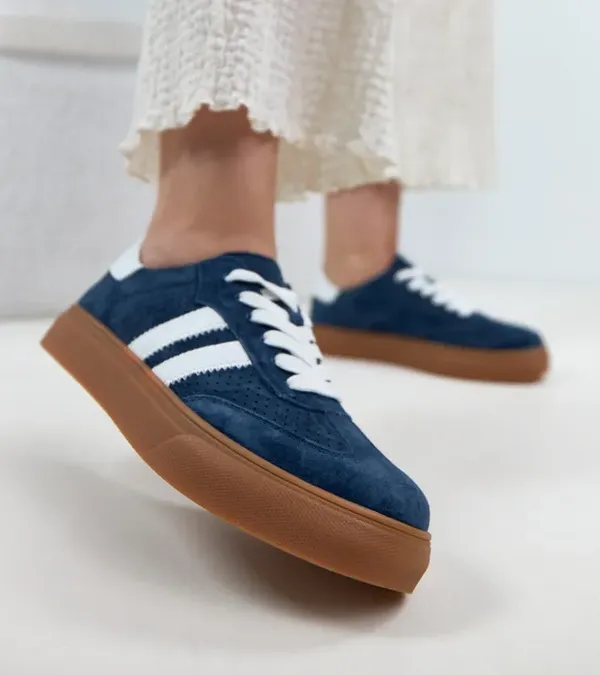 Granatowe Skórzane Sneakersy Na Platformie Cambell