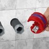 Obcinak do rur z tworzywa sztucznego i tulejek uszczelniających Knipex BiX 90 22 10 BK