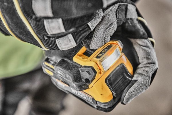 Wiertarko - wkrętarka Dewalt DCD800E2T 2x 1.7Ah POWERSTACK 18V XR