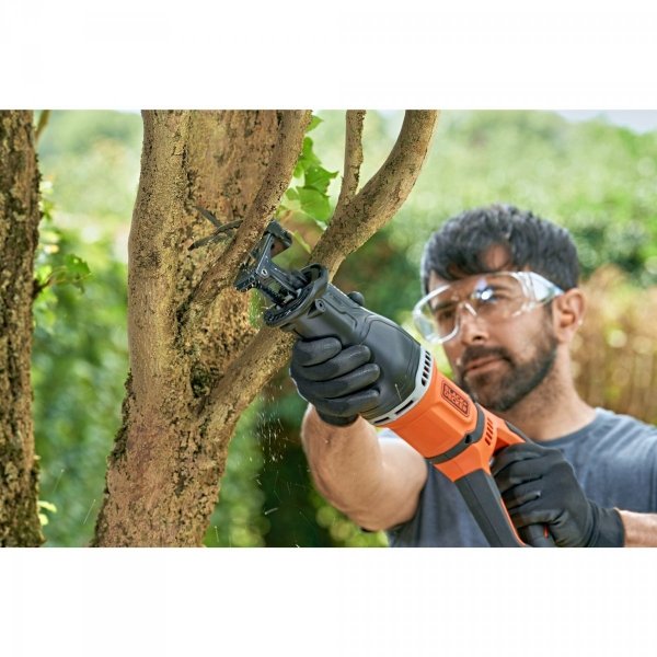 Piła szablasta Black&amp;Decker BES301-QS 750W 