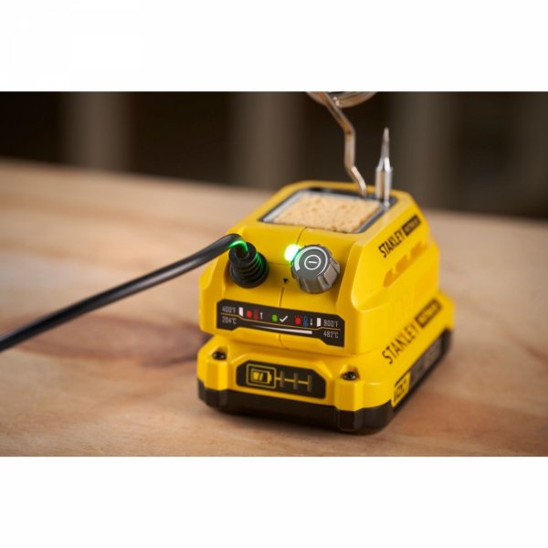 Lutownica akumulatorowa STANLEY SFMCE040B 18V V20 204C-482C