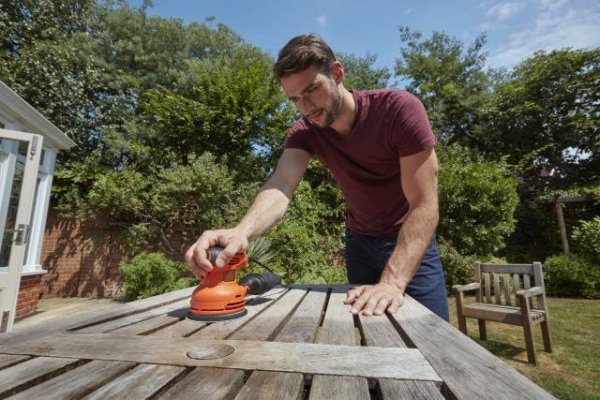 Szlifierka mimośrodowa Black+Decker BEW210 125mm 230W