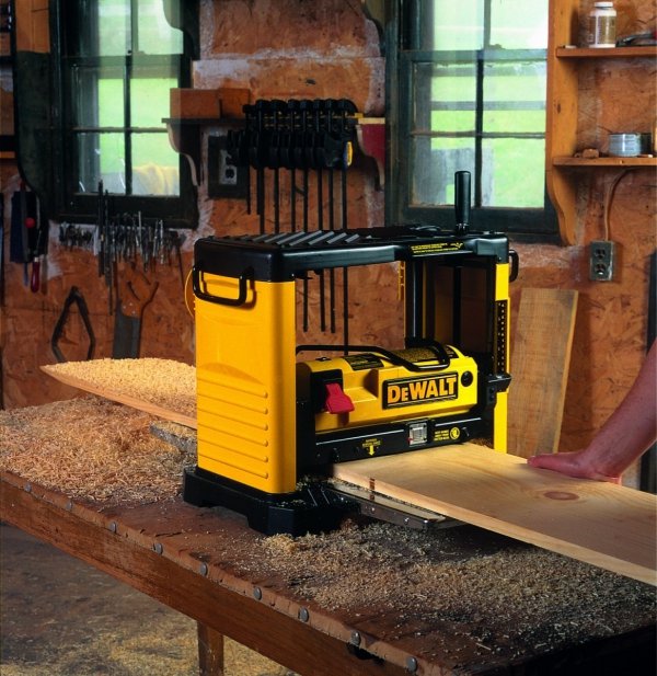 Przenośna grubościówka DeWalt DW733 1800W