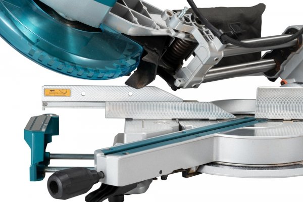 Ukośnica z przesuwem Makita LS1110F 1450W 260mm 