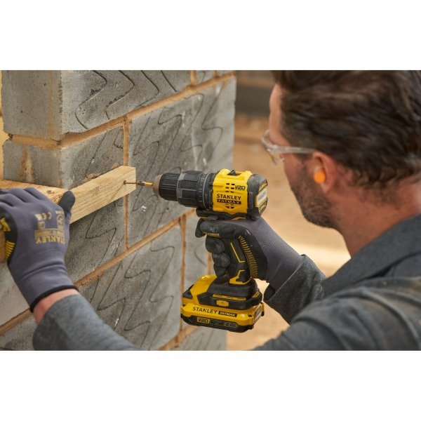 Bezszczotkowa wiertarko-wkrętarka udarowa STANLEY FATMAX SFMCD716D2T 18V V20 2x 2.0Ah 