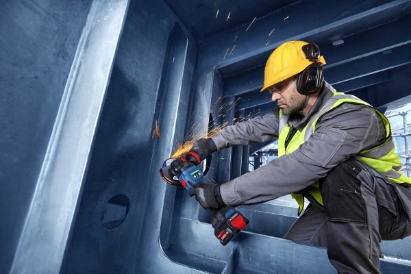 Akumulatorowa szlifierka kątowa Bosch EXPERT EXWS18V-15S L-Boxx