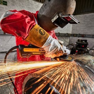 Szlifierka kątowa DeWALT DWE4357 1700W z regulacją obrotów