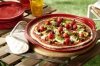 Emile Henry - Kamień do Pieczenia Pizzy Karbowany 37 cm Czerwony