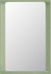 Muuto ARCED Lustro Ścienne w Drewnianej Ramie 80 cm / Jasnozielone