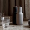 Audo BOTTLE Młynek do Soli i Pieprzu / Szary z Ciemnym Drewnianym Korkiem