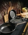 Alessi POTS & PANS Patelnia 28 cm z Powłoką Nieprzywierającą / Czarna