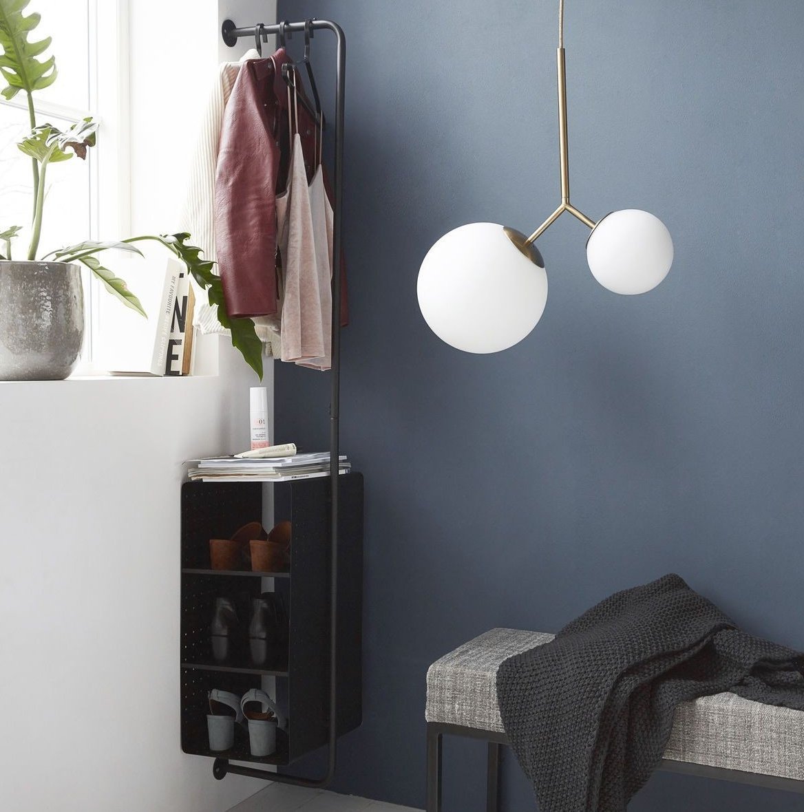 House Doctor Twice Lampa Wiszaca W Zlotym Odcieniu Klosz Mleczny Najlepsze Opinie I Ceny Sklep Designforhome Pl,Interesting Images For Story Writing