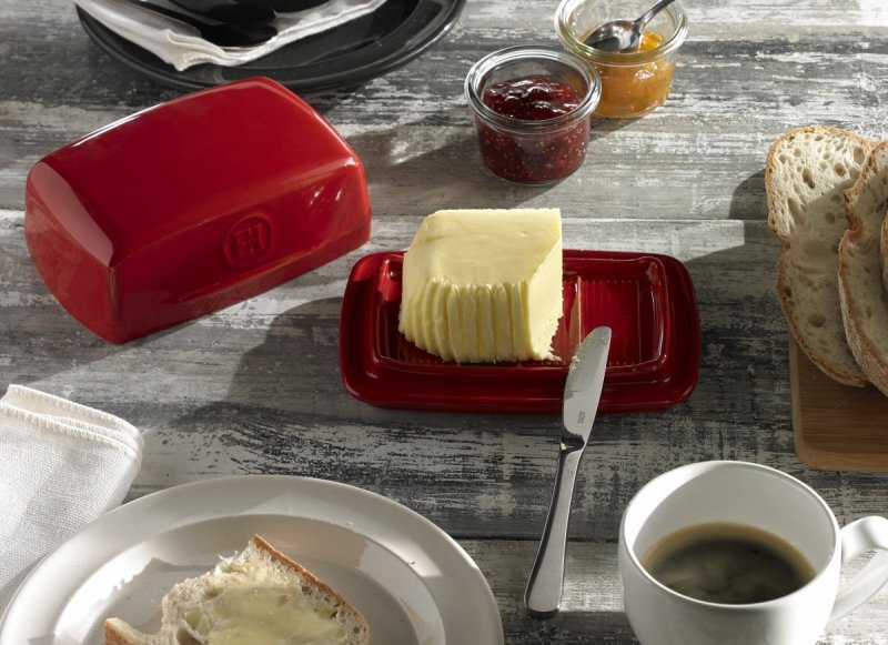 Emile Henry KITCHEN Maselniczka z Pokrywką - Czerwona