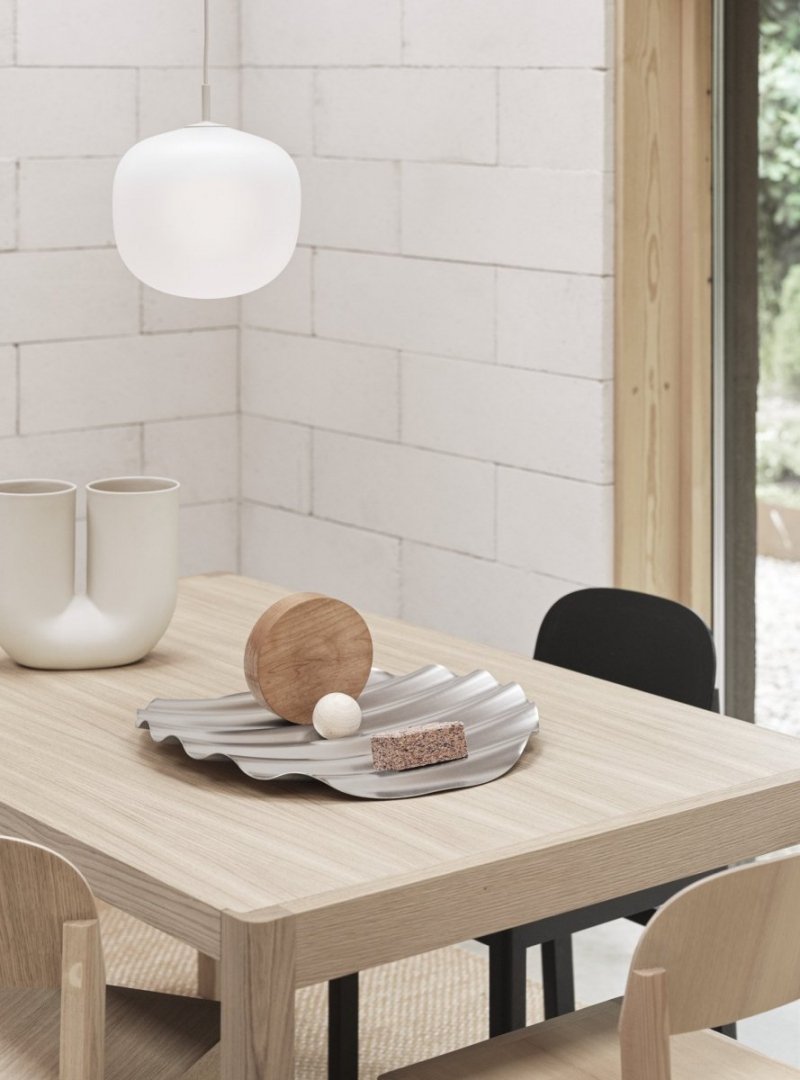 Muuto WAVE Stalowa Patera -Taca Dekoracyjna 50 cm / Srebrna