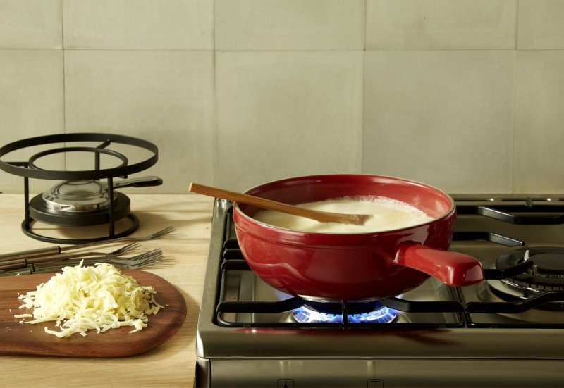 Emile Henry KITCHEN Ceramiczny Zestaw do Fondue / Czerwony