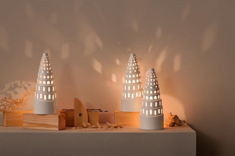 Kähler URBANIA Świecznik Tealight - Domek Biały - High Tower