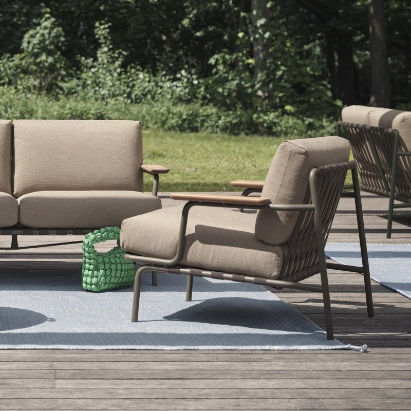 Muuto SETTLE Fotel Ogrodowy / Brązowy - Taupe