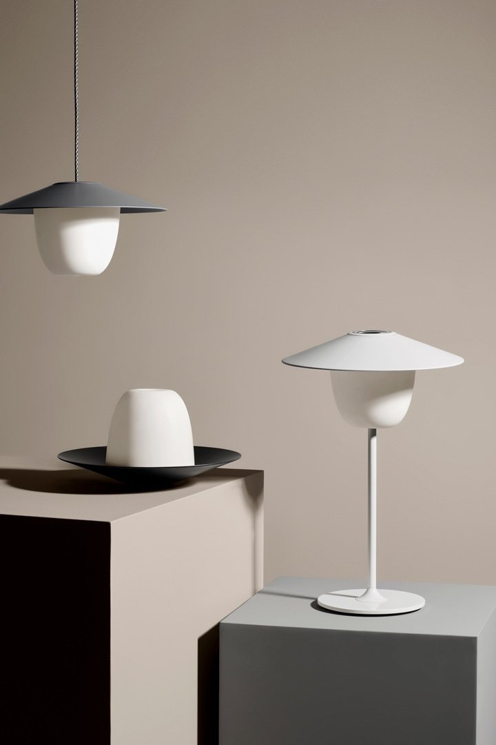 Blomus ANI Bezprzewodowa Lampa LED 2w1 Stołowa/Wisząca 33 cm Biała