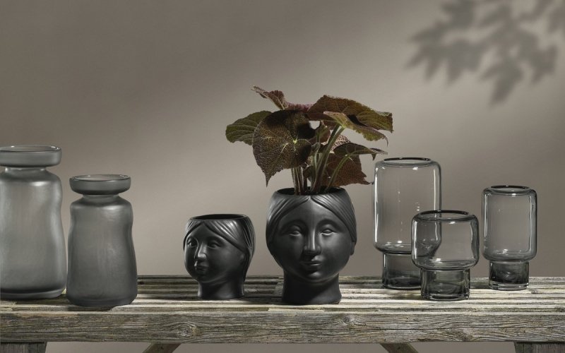 Villa Collection HOEJ Szklany Wazon do Kwiatów 21 cm Szary