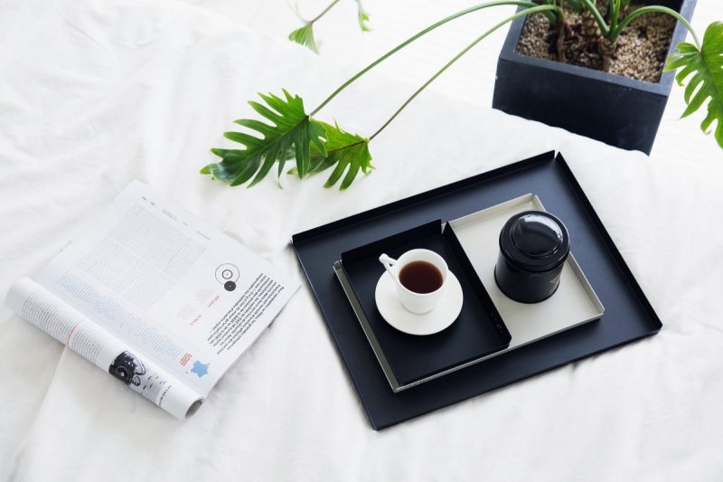 NUR Design Studio TRAY Tacka / Taca Średnia - Czarna
