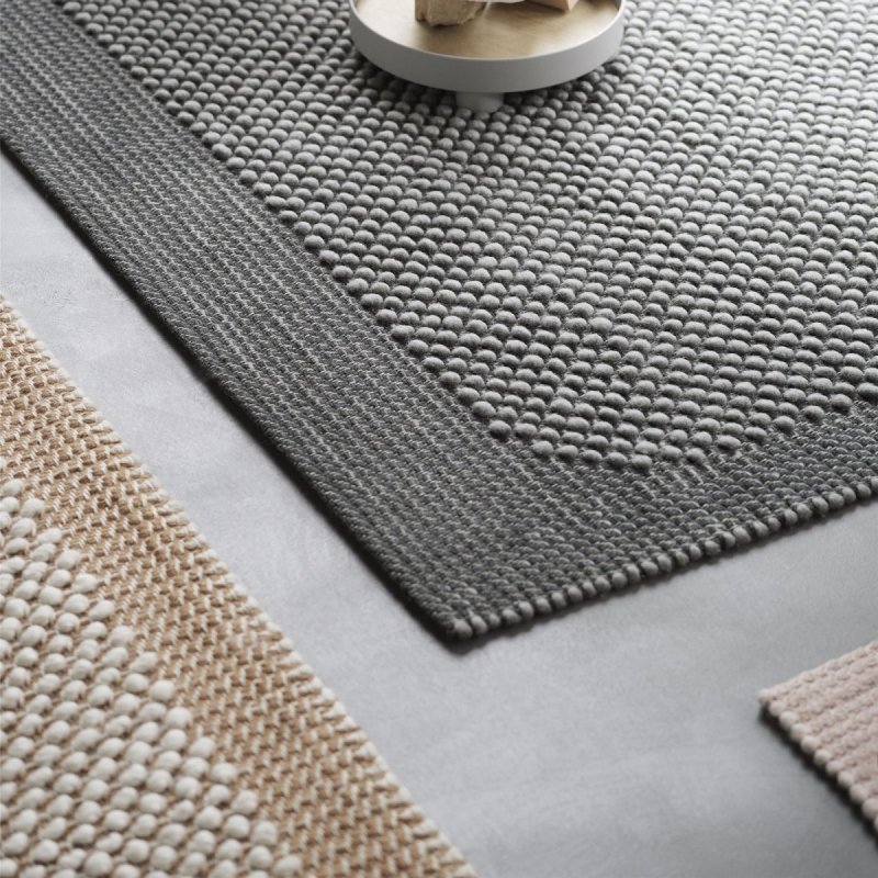 Muuto PEBBLE Dywan Wełniany 240x170 cm Ciemnoszary